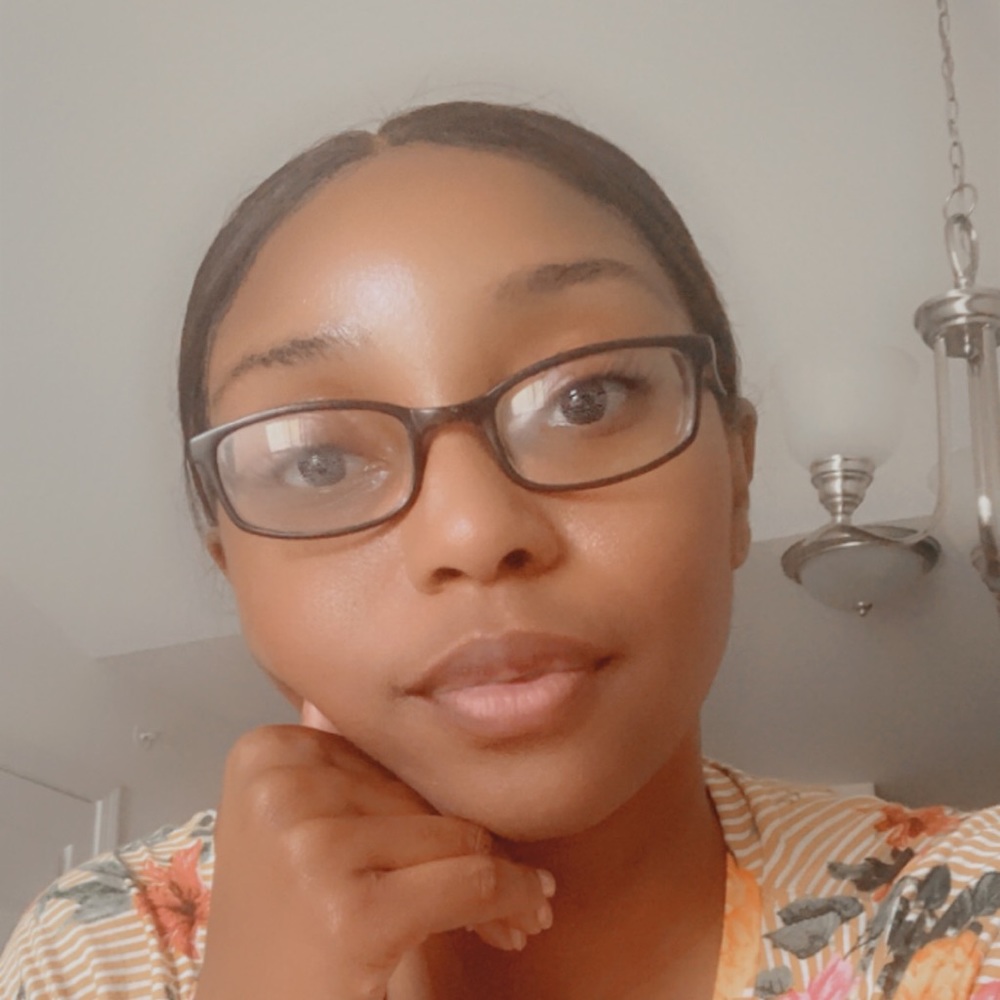 Meet your Posher, Christina